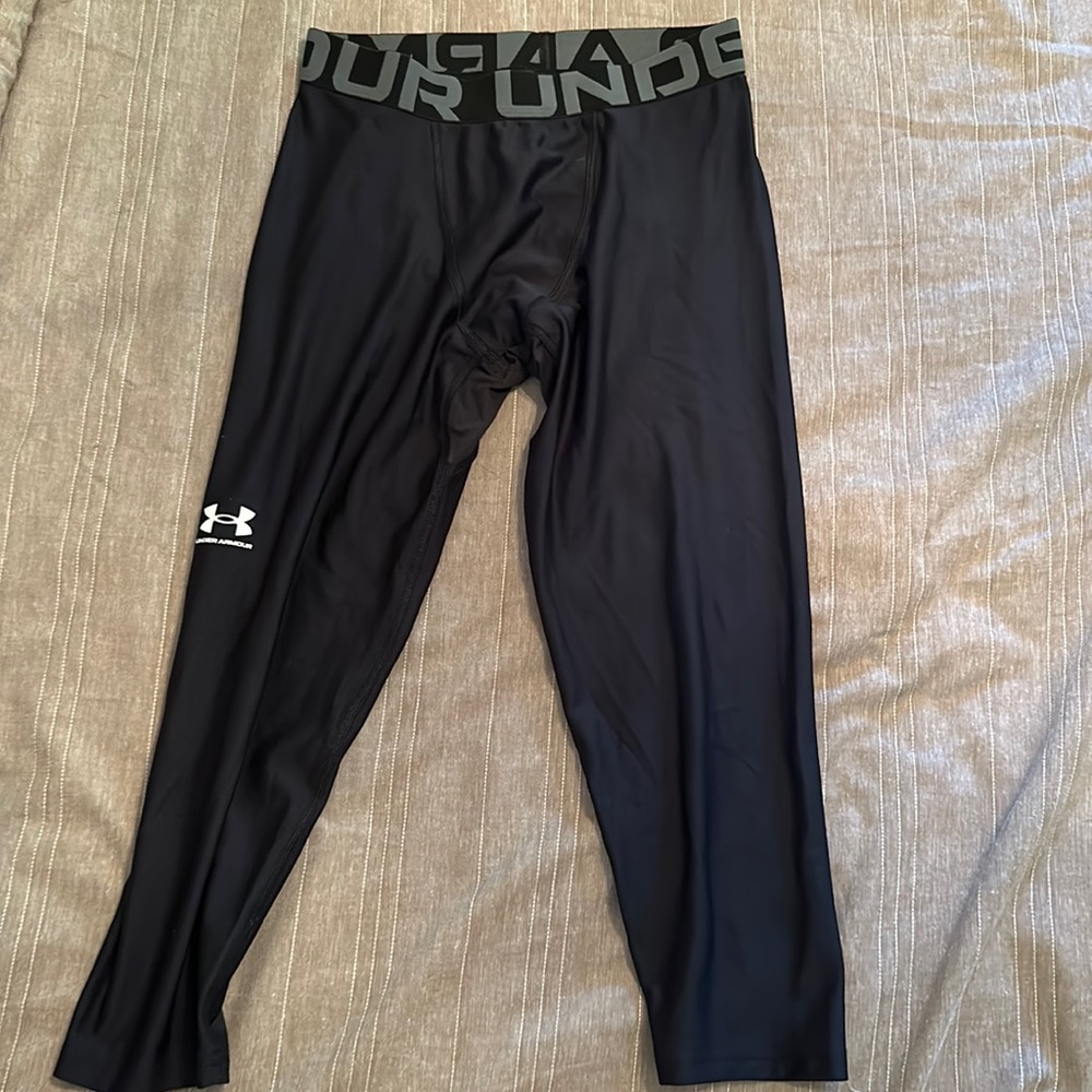 Boys under Armour fitted heat guard pants